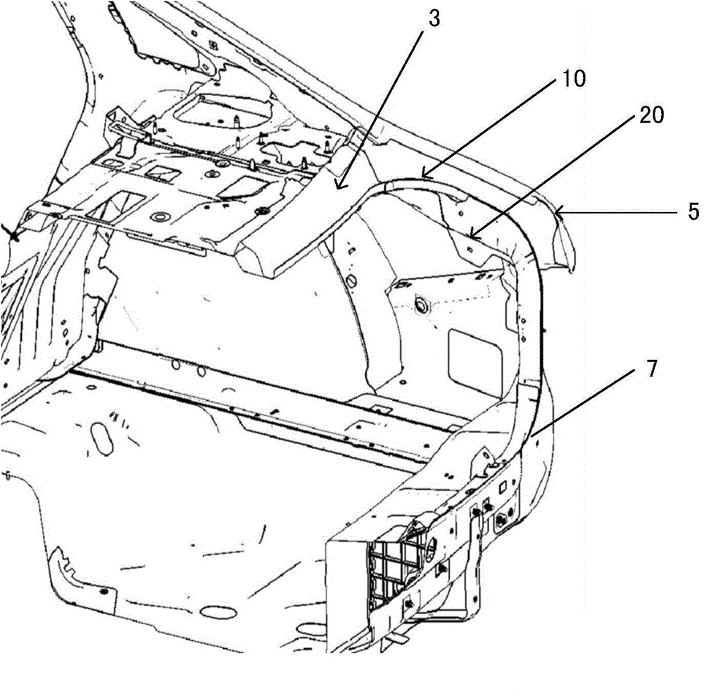 Reinforcing device for rear body of vehicle