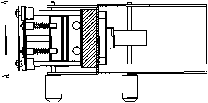 Taping packaging equipment of disposable syringe