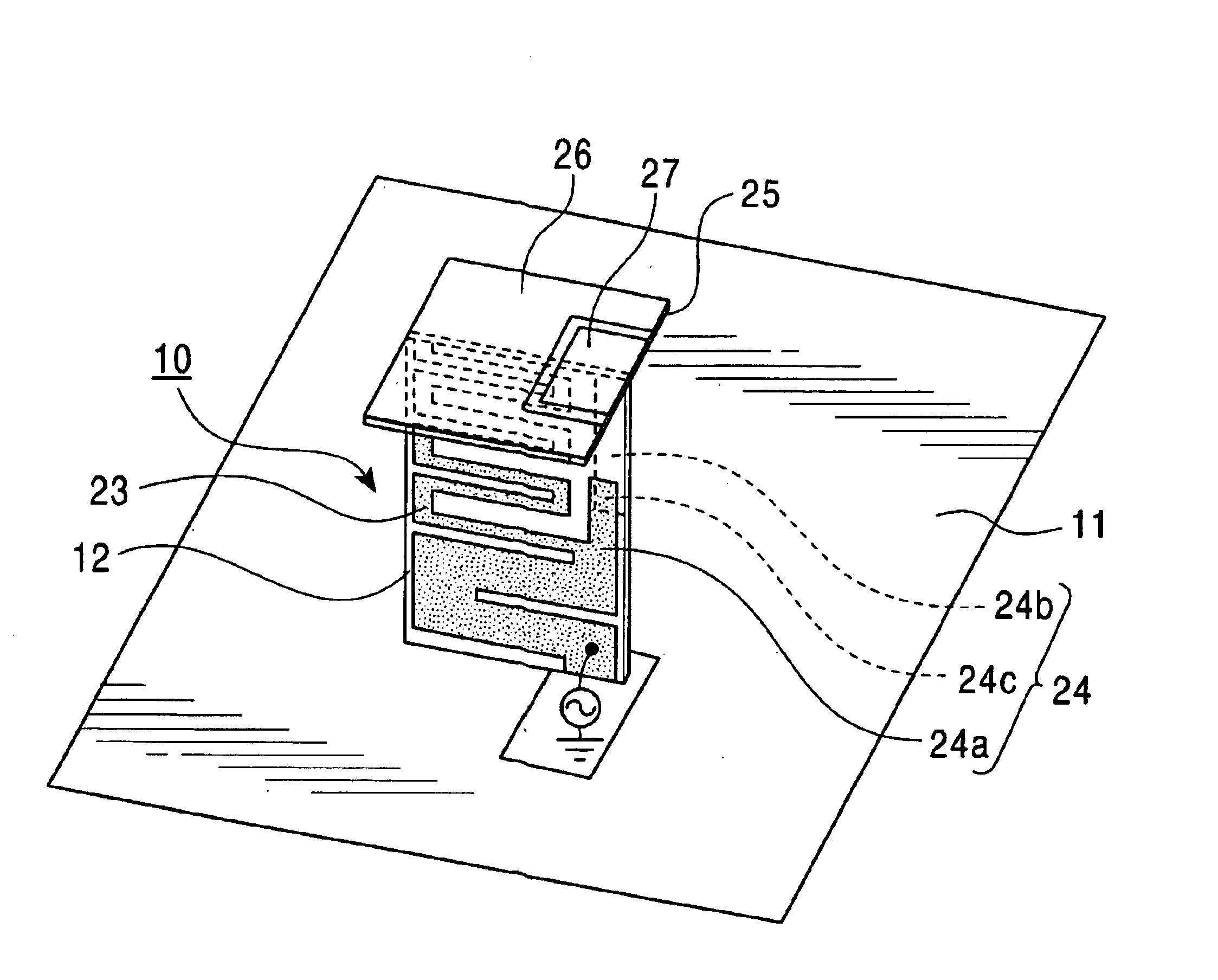 Dual band antenna allowing easy reduction of size and height