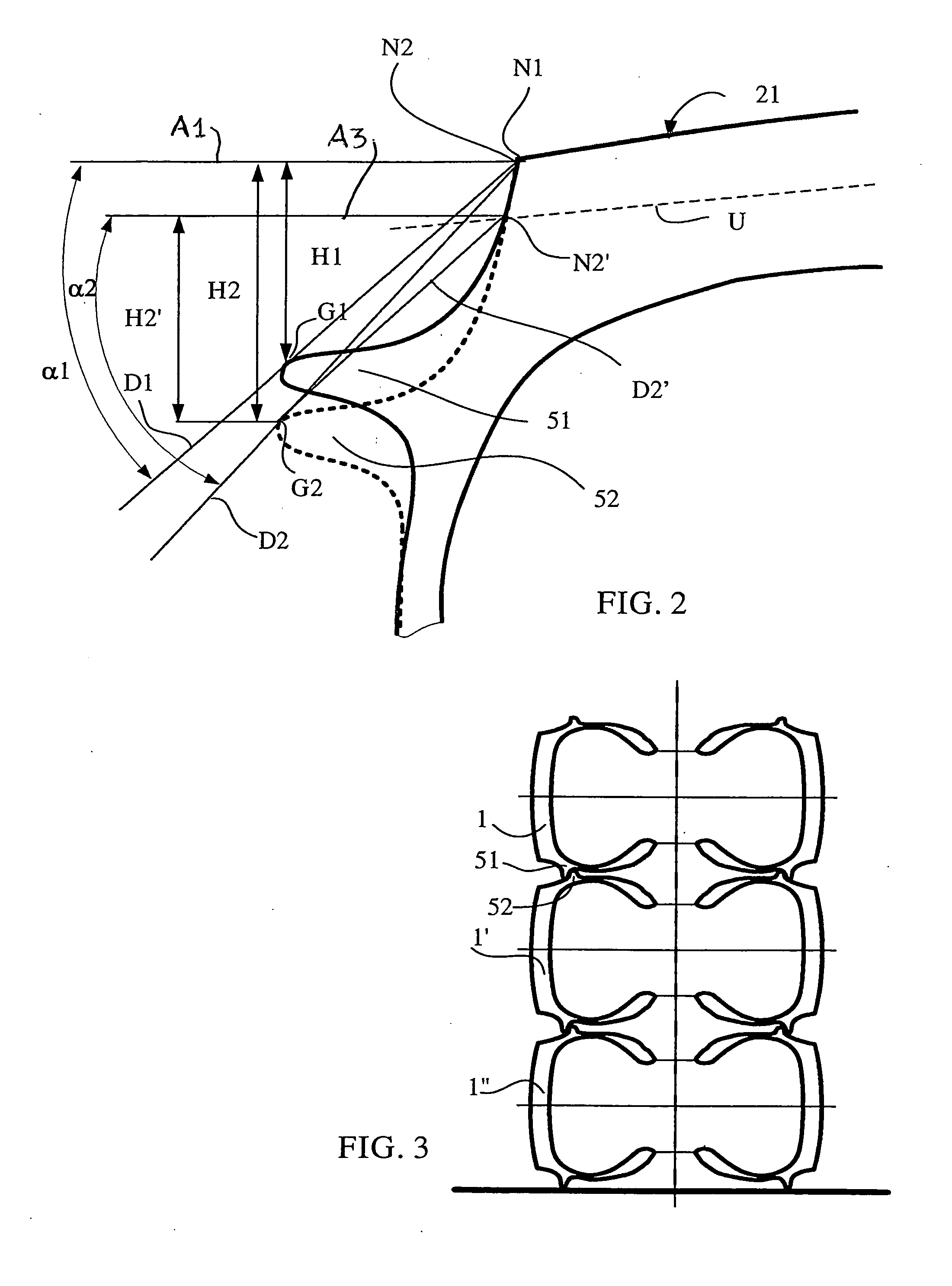 Tire Provided with Two Protuberances for Deflecting Lateral Expulsions of Water