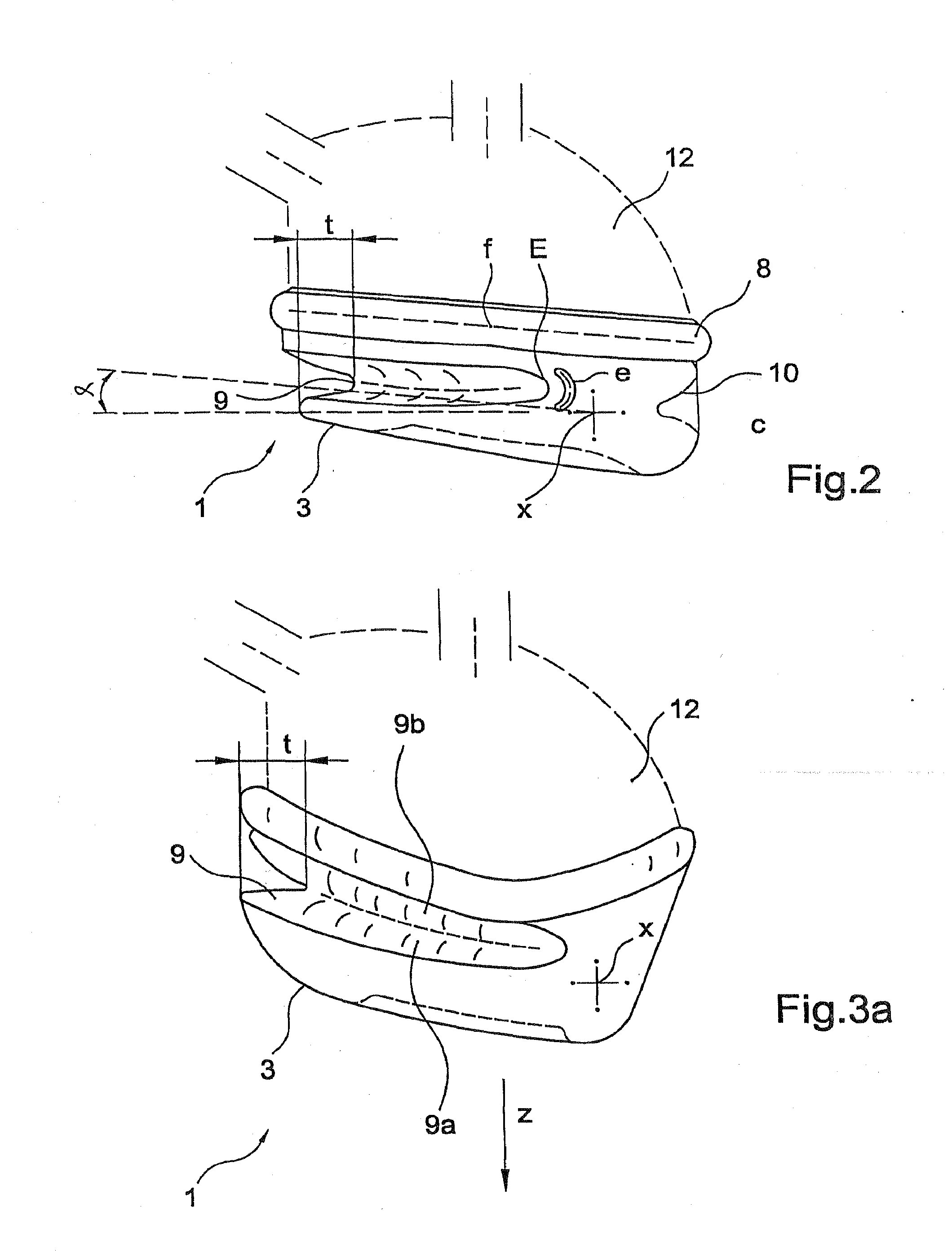 Breathing mask and a sealing lip device for a breathing mask