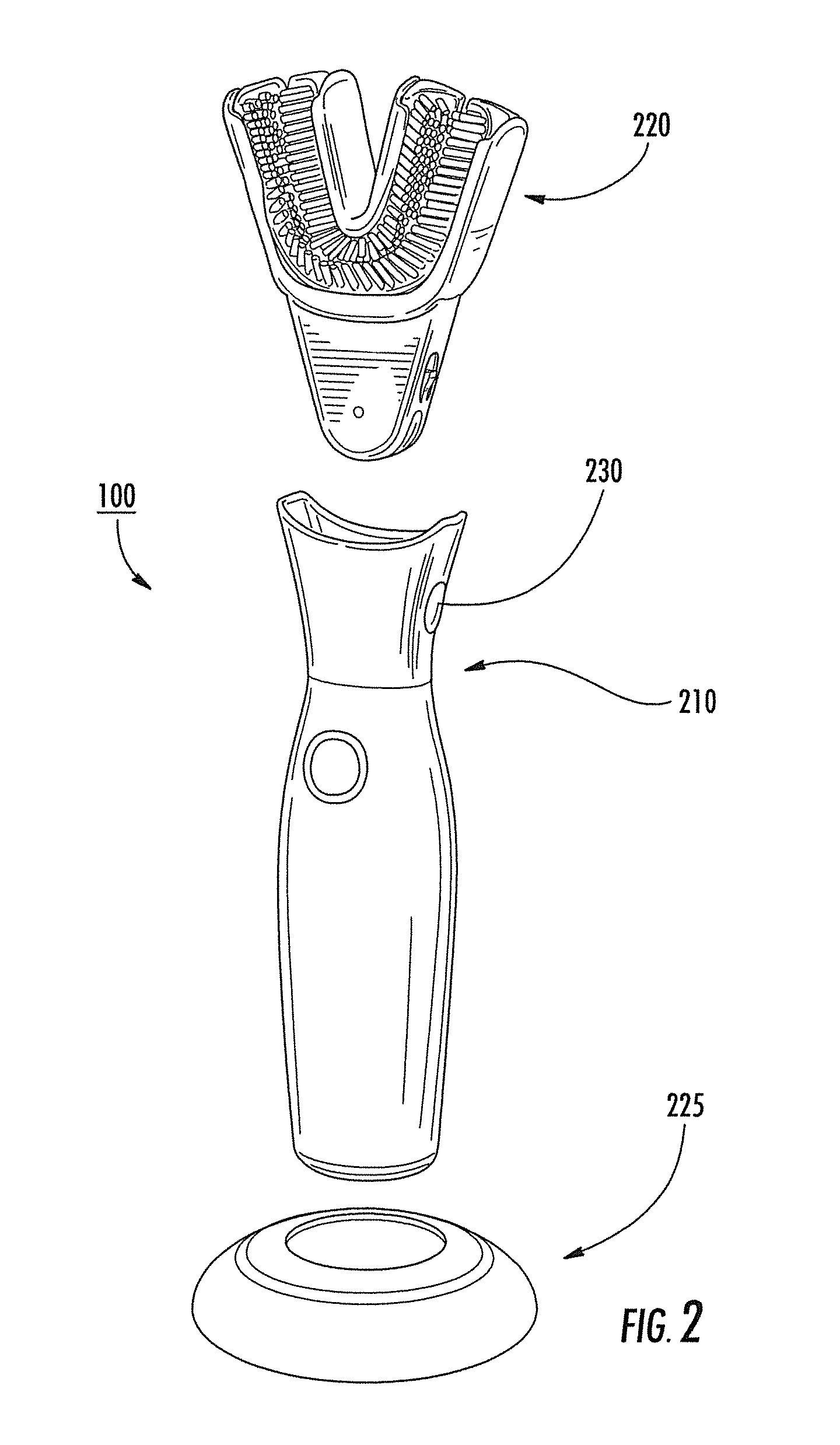 Apparatus and method for brushing teeth