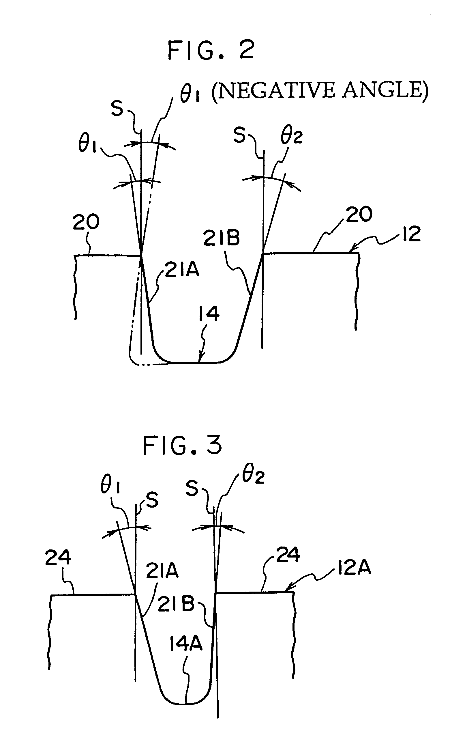 Pneumatic tire having directional tread pattern