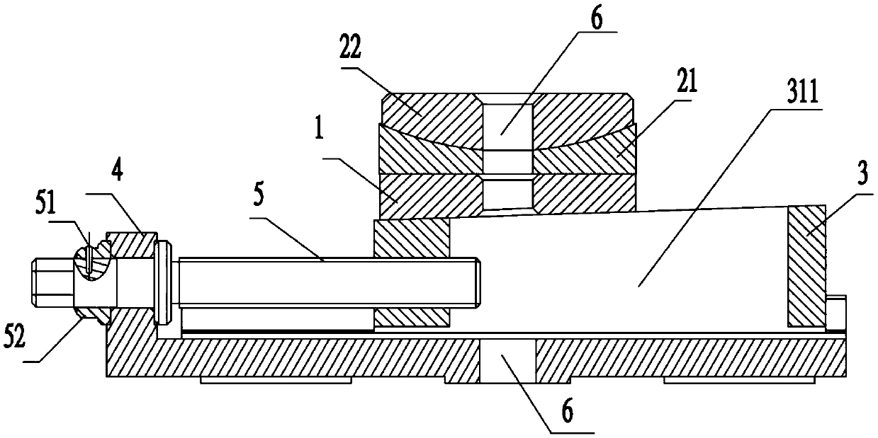 Height regulating device and regulating device used for radar pedestal leveling