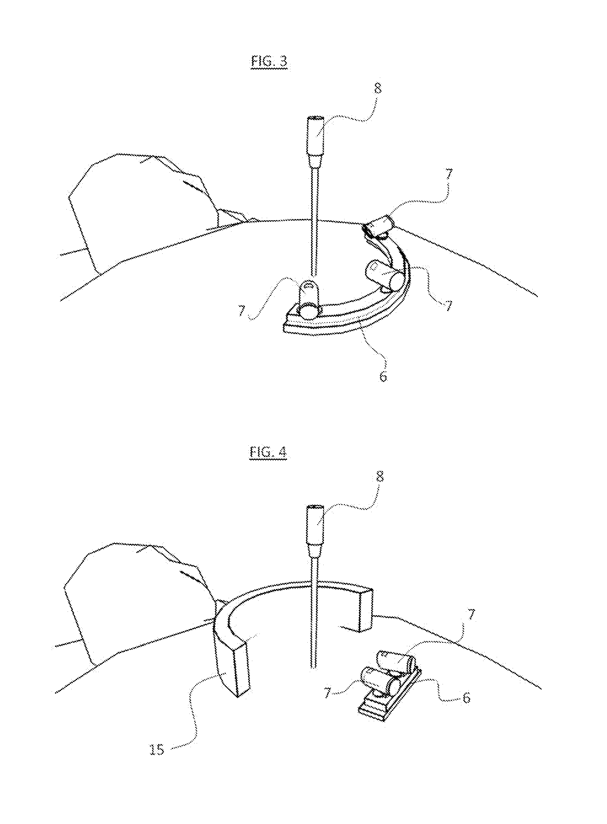 Device and method for determining the position of an instrument in relation to medical images