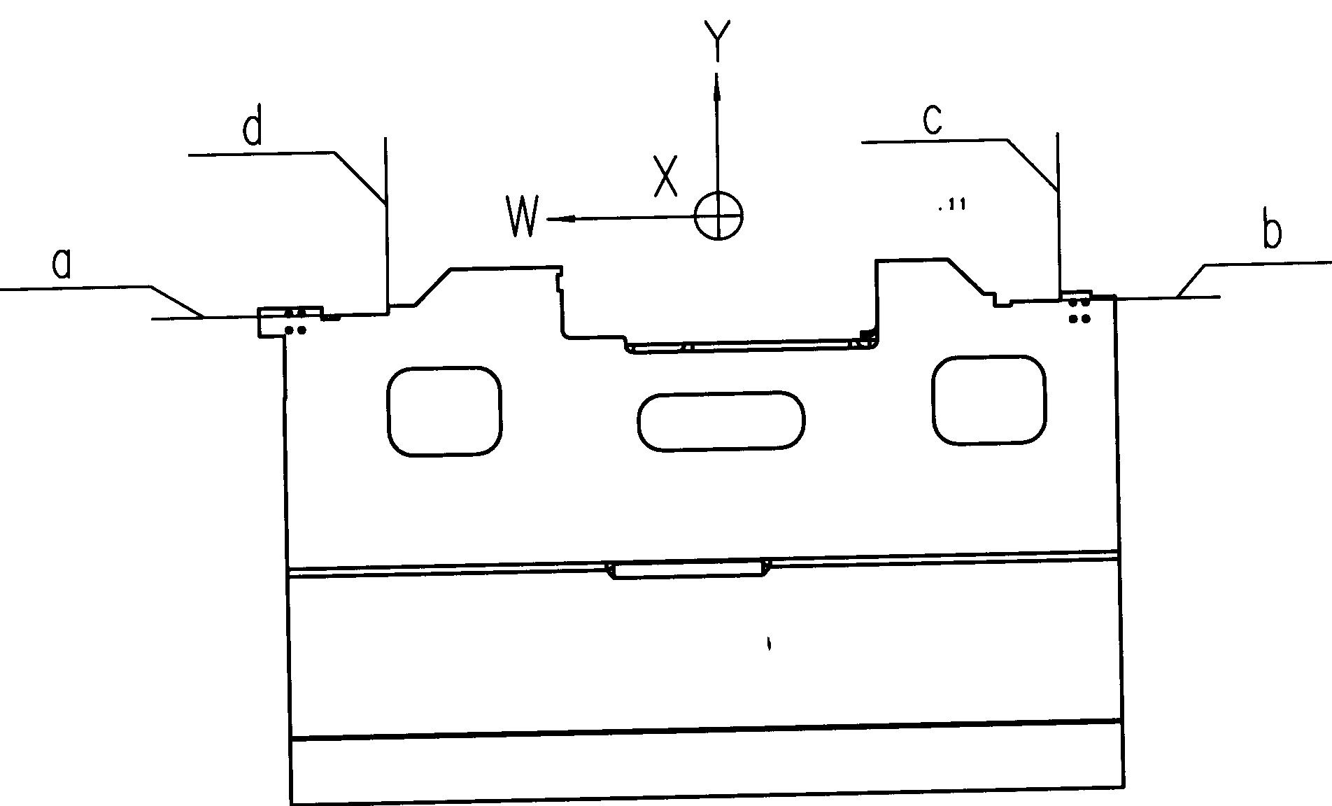 Linear guide rail copying device for lathing and milling crossbeam and manufacturing method thereof