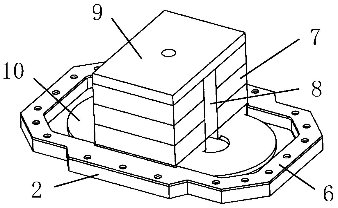 Electromagnetic ultrasonic probe for detecting ultrahigh-temperature casting and forging piece and online rapid detection method