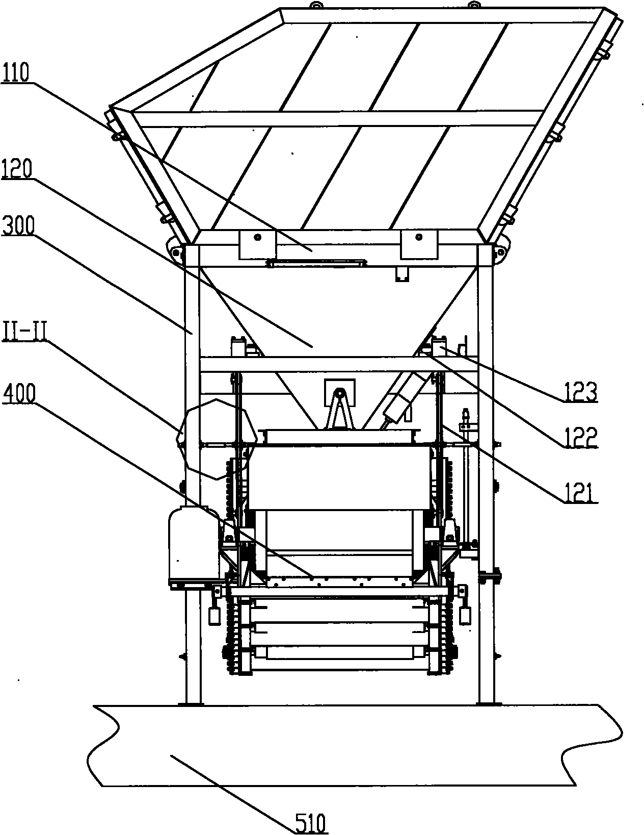 Mobile concrete mixing plant and batching machine thereof