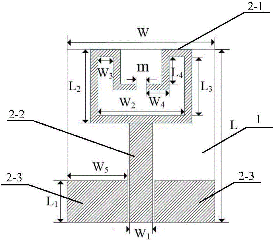 Body surface communication antenna having flexible substrate