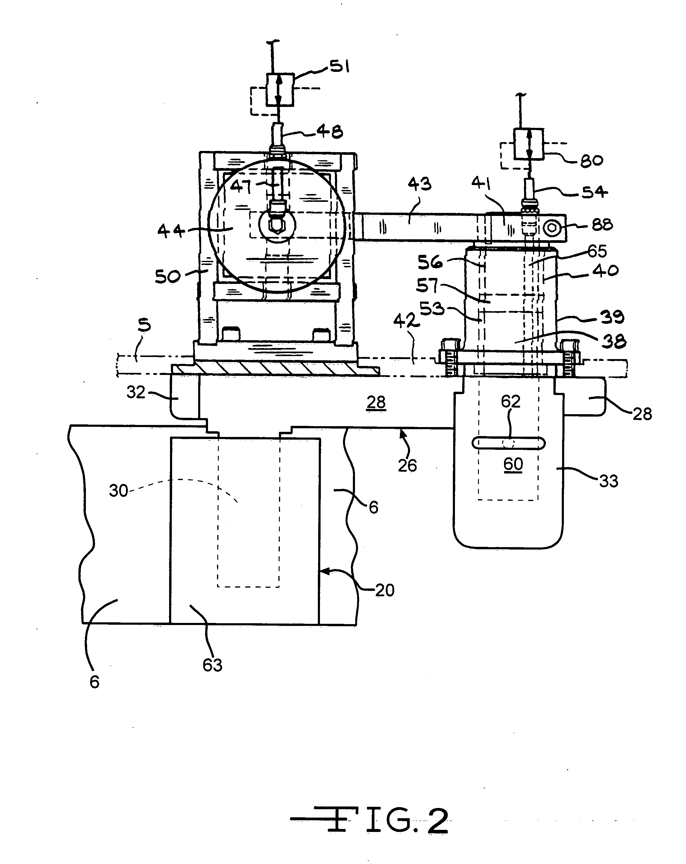 Fiber chopper with improved idler roll