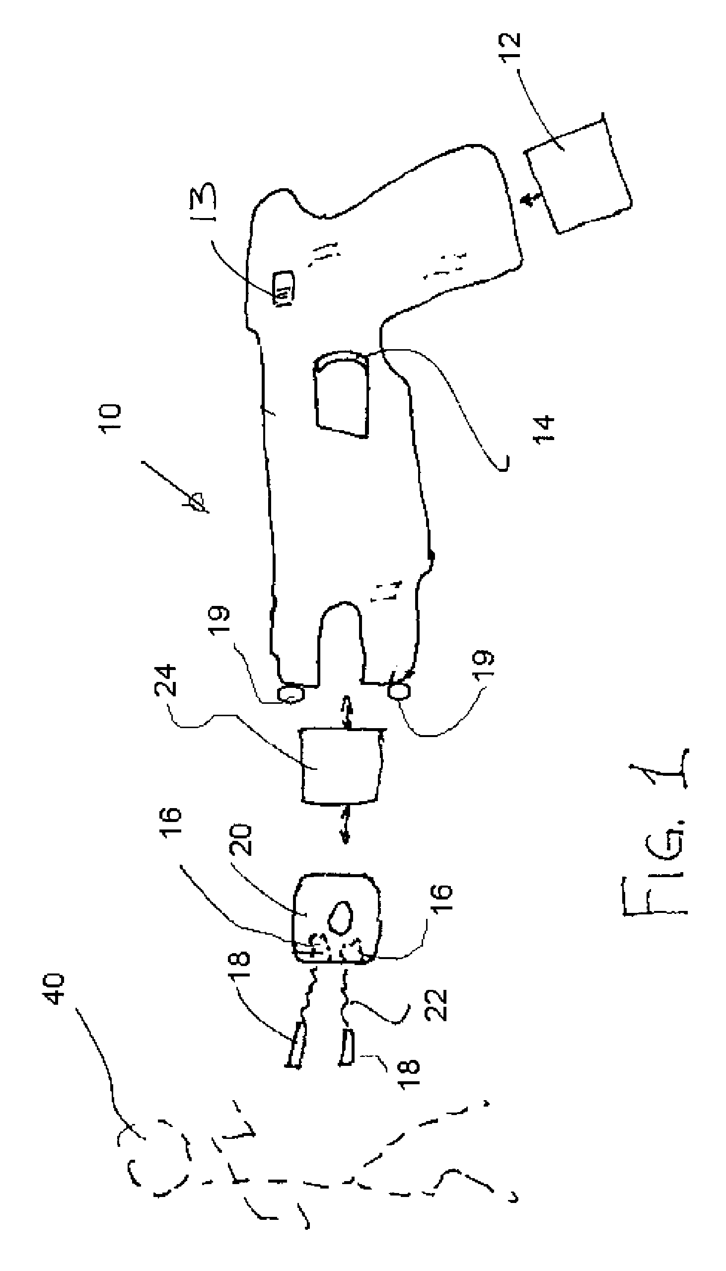 Electric disabling device with controlled immobilizing pulse widths