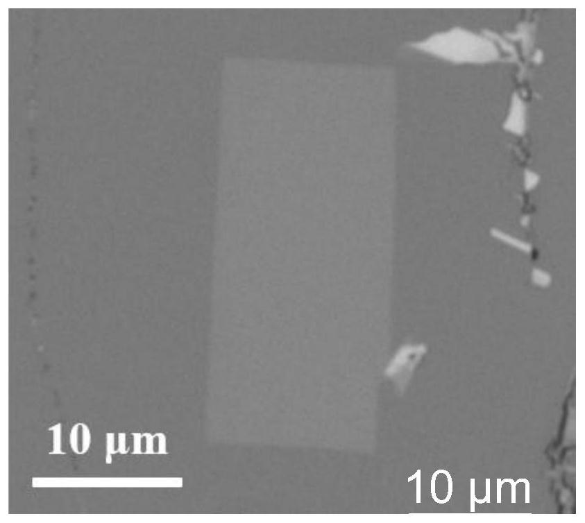 a two-dimensional cd  <sub>7</sub> te  <sub>7</sub> cl  <sub>8</sub> o  <sub>17</sub> Crystal material and preparation method thereof