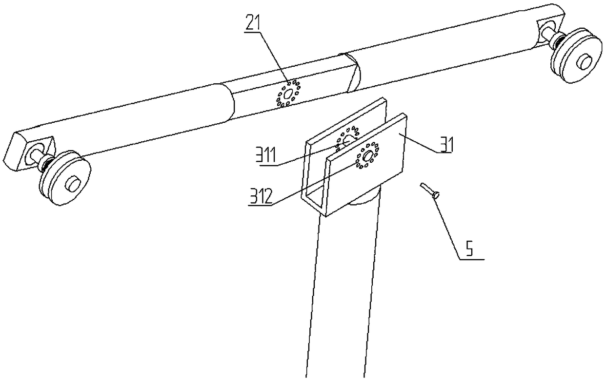 Yarn clamping device of spinning machine