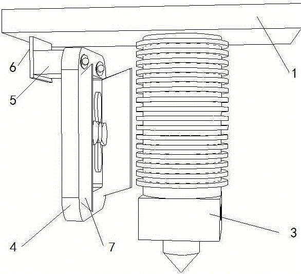 Nozzle heat dissipation device of 3D printer