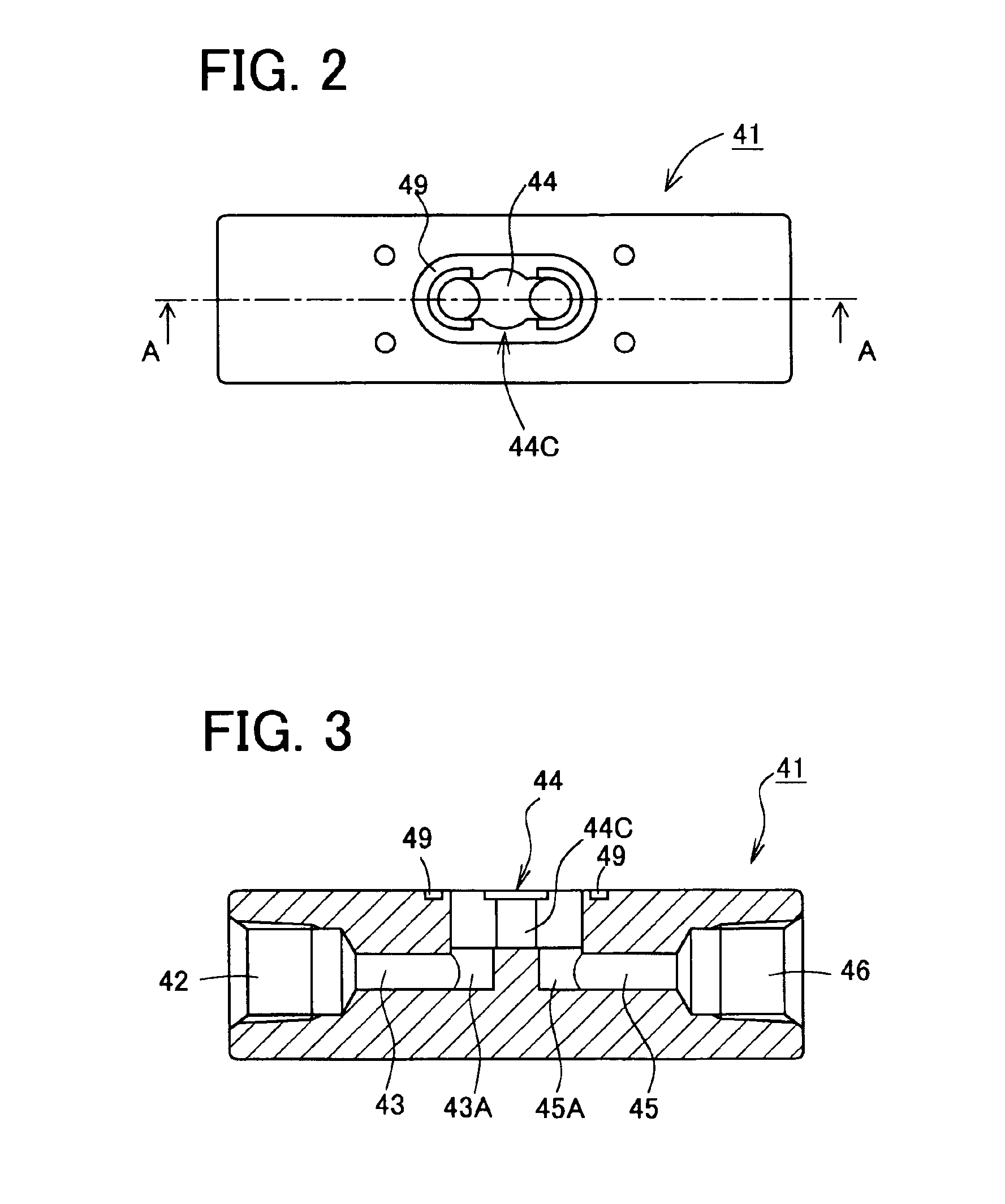 Thermal flow sensor having sensor and bypass passages