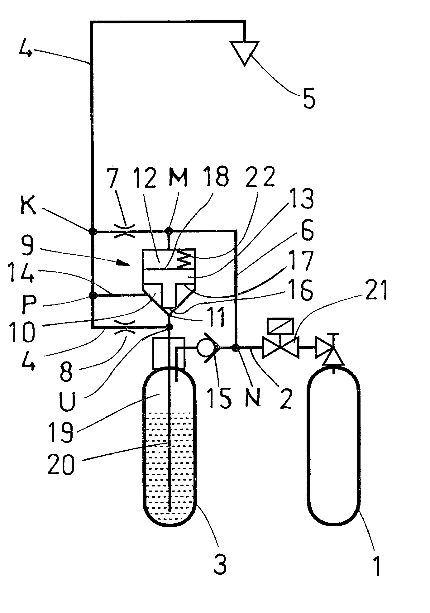 Fire extinguishing installation with valve comprising a spindle