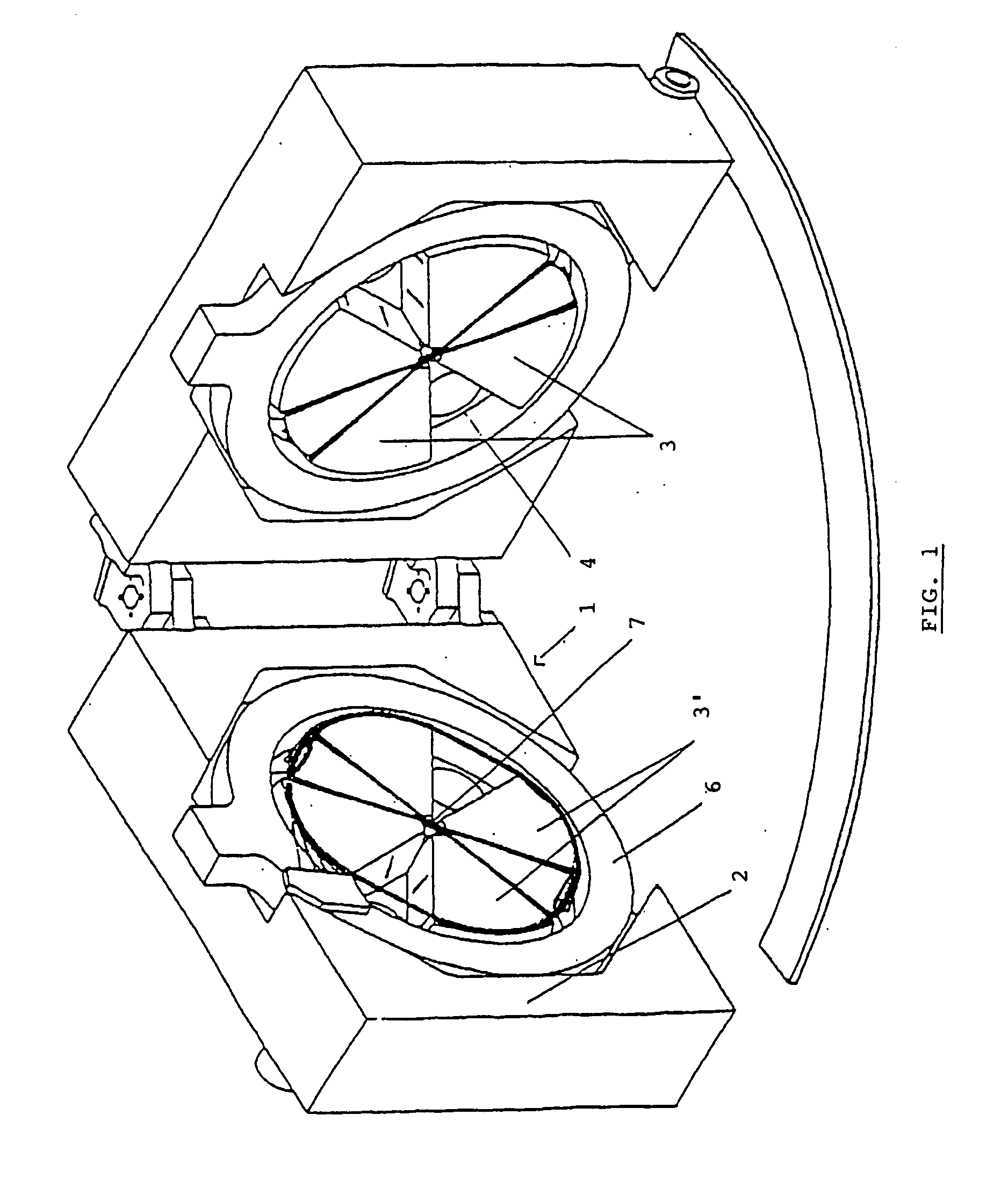 Cyclotron equipped with novel particle beam deflecting means