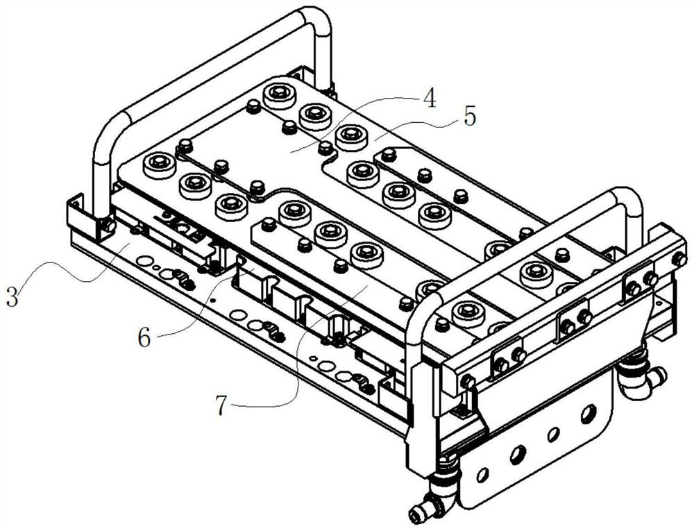 Integrated radiator IGBT power device with low-inductance composite busbar structure