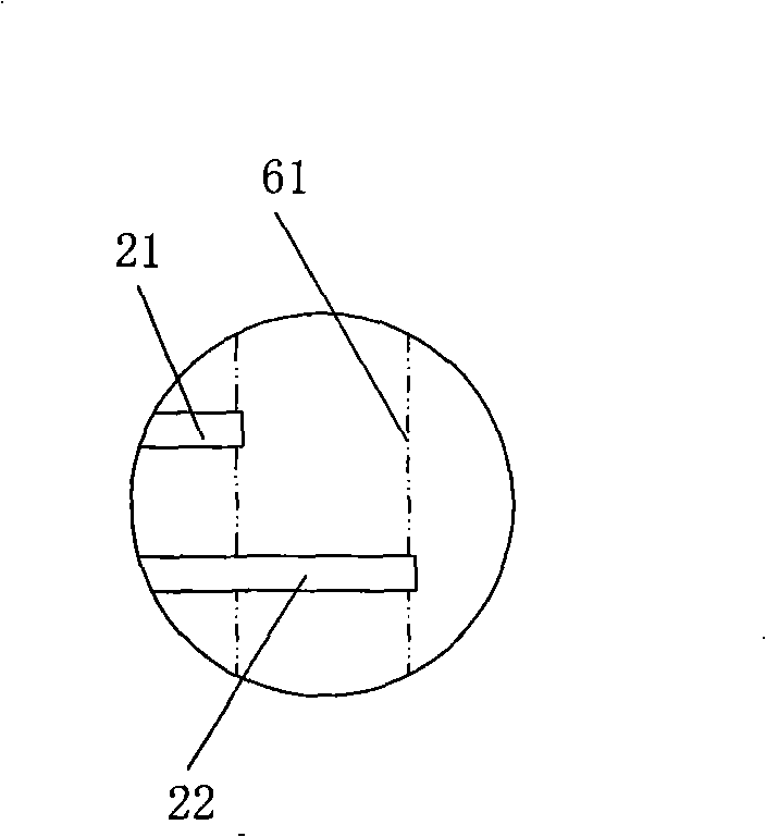 Self-tension cloth storage device