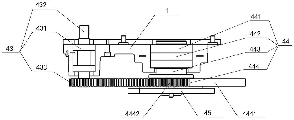 Steering executing mechanism and moving tool