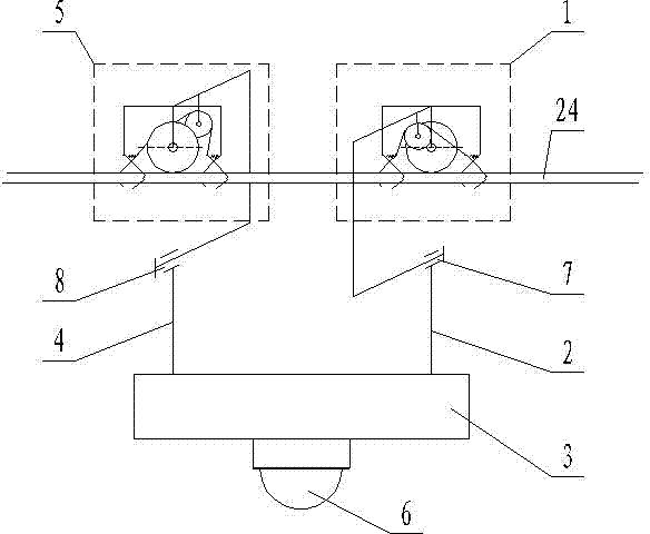 Mobile robot being applicable to large span transmission line routing inspection