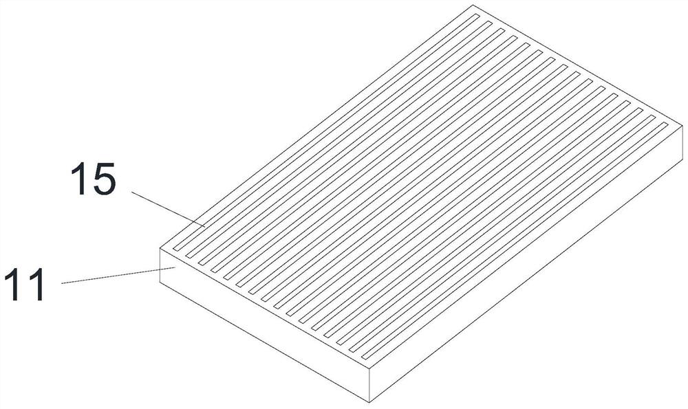 Powder block crushing device