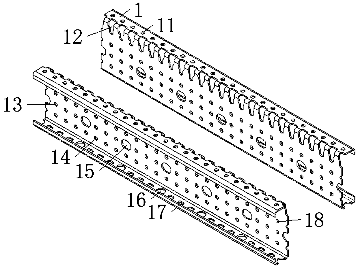 Conveying side plate combination body