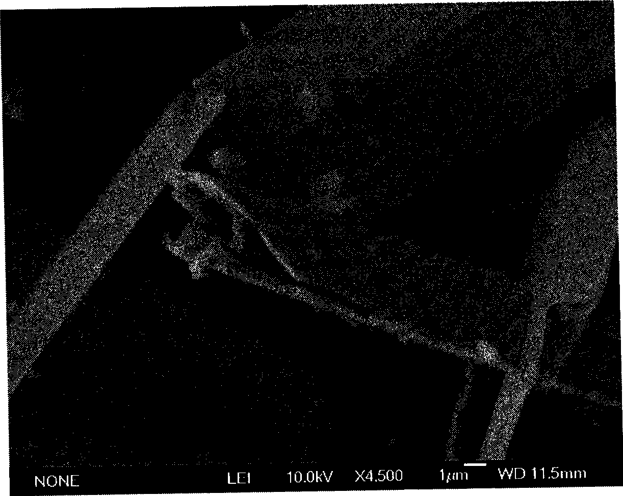 Method for preparing diantimony trioxide lithium battery anode material with hollow prism structure