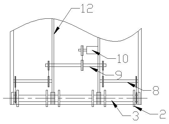 Self-discharging device for translation discharging of vehicles