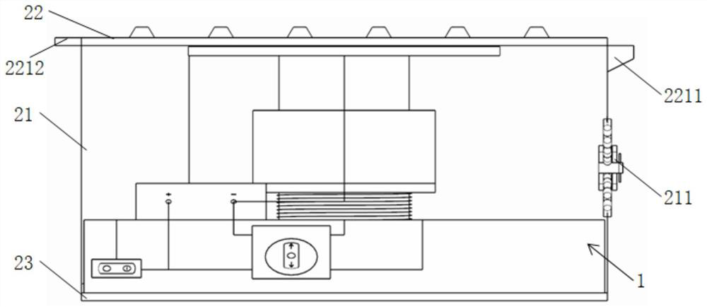 Cavity forming die, using method and self-checking method