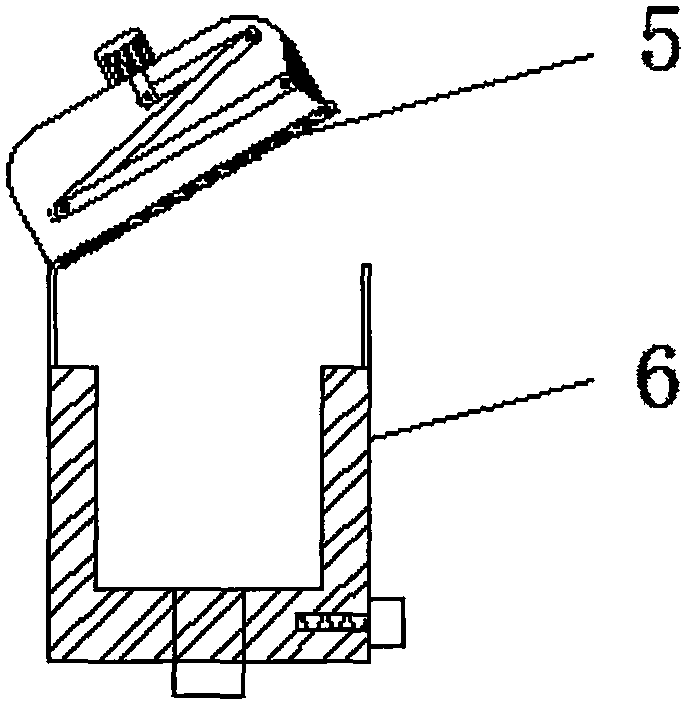 Portable cutting device used for partition plate processing