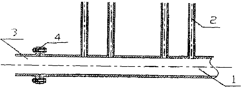 Flute-shaped current equalizer applied for uniformly distributing two-phase flow of header branch pipe