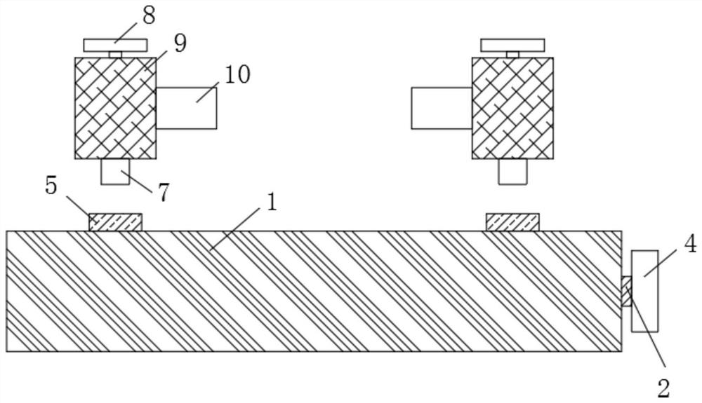 Element clamping device for element detection equipment