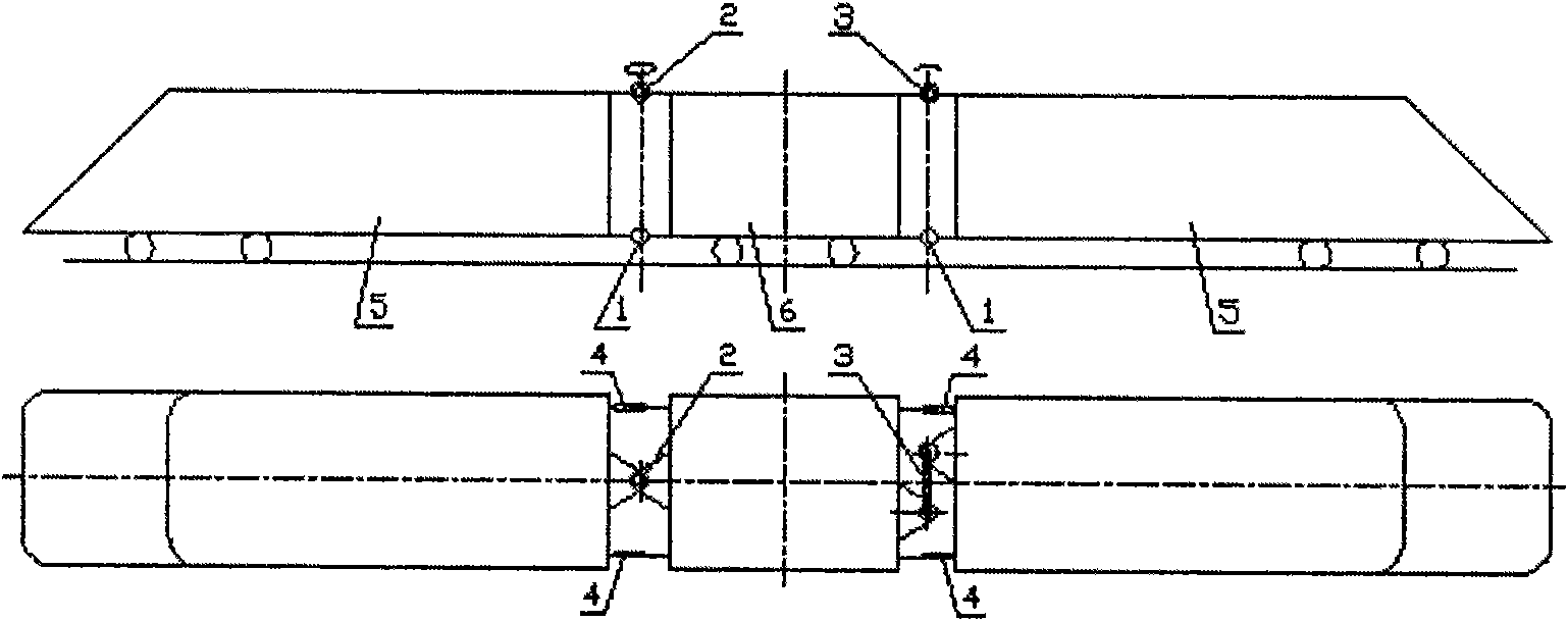 Hinging mechanism for multi-section connection of urban low-floor rail vehicle