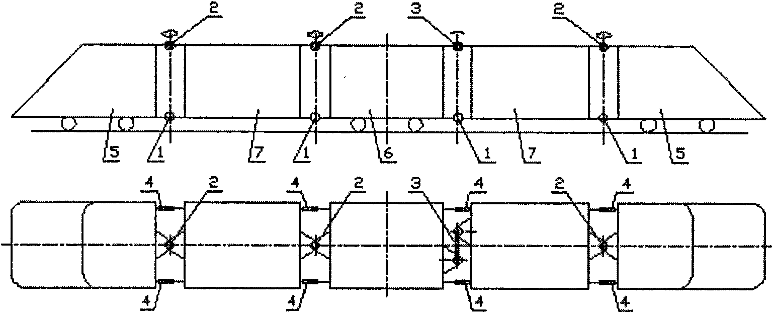 Hinging mechanism for multi-section connection of urban low-floor rail vehicle