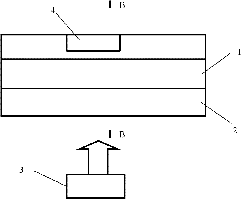 Large-effective-area single mode optical fiber amplifier based on change of refractive index distribution of cladding