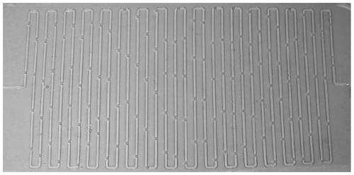 Ultrahigh-flux platform for screening crystal generation conditions and screening method