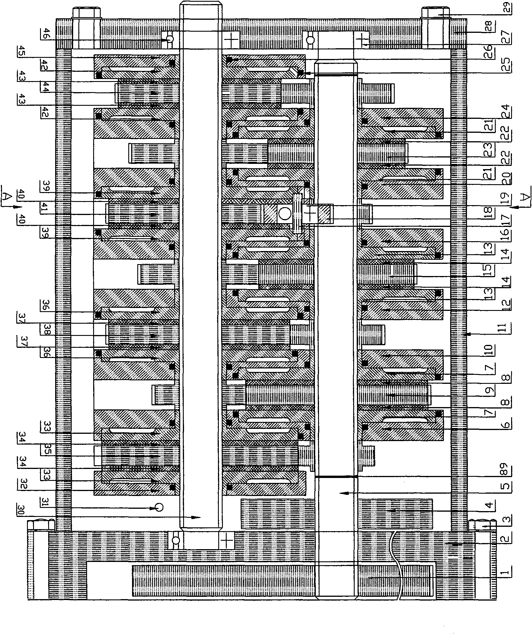 Manual/automatic gearbox for mutually floating gear