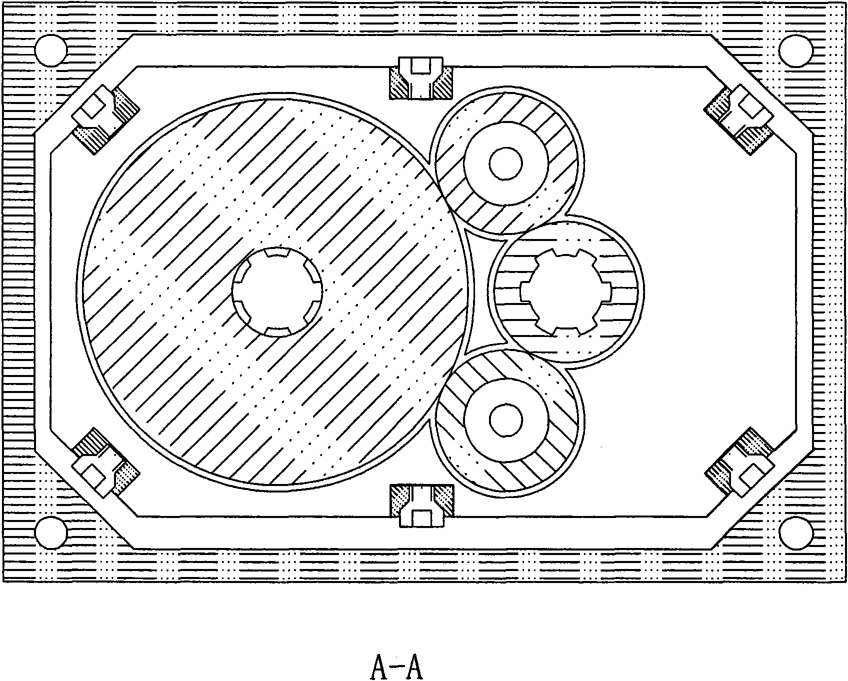 Manual/automatic gearbox for mutually floating gear