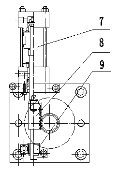 Automatic rod connecting mechanism for garbage cracking furnace