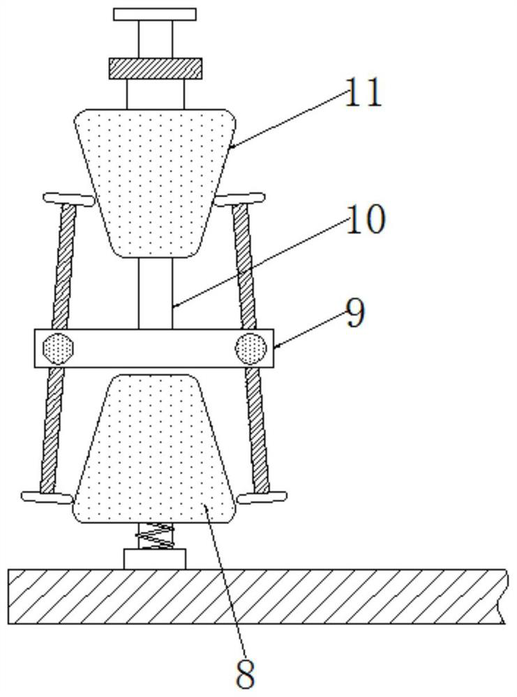 Surgical urine suction device capable of generating negative pressure and adjusting strength based on intermittent movement