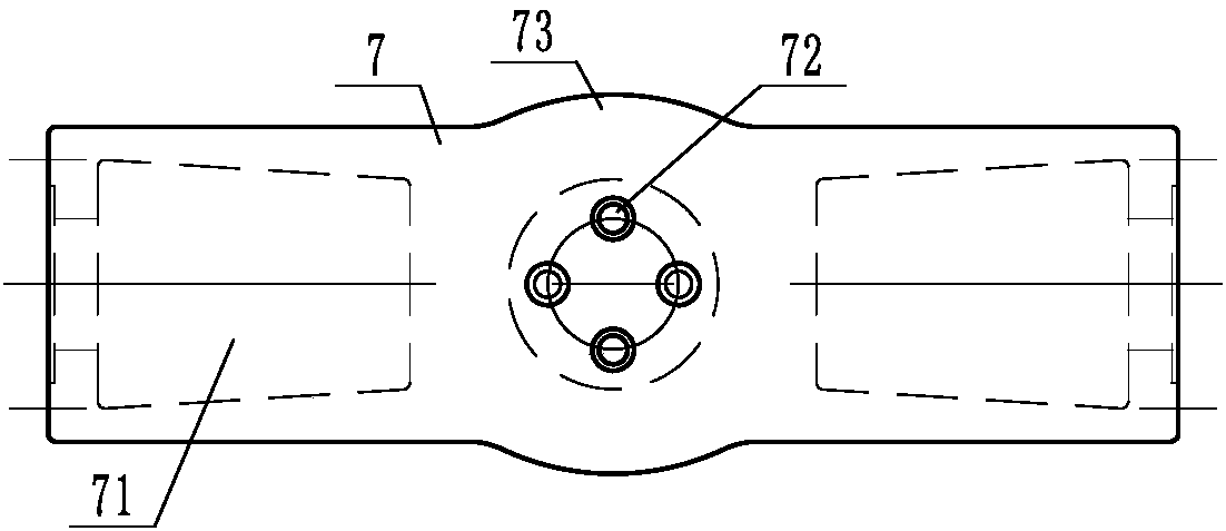 Novel 1100kV GIS bus structure