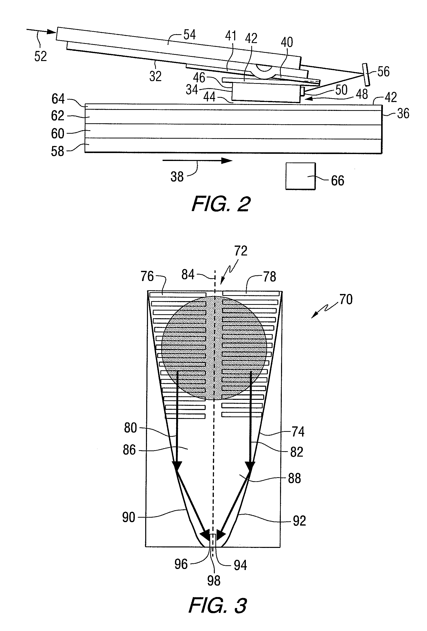 Optical recording using a waveguide structure and a phase change medium