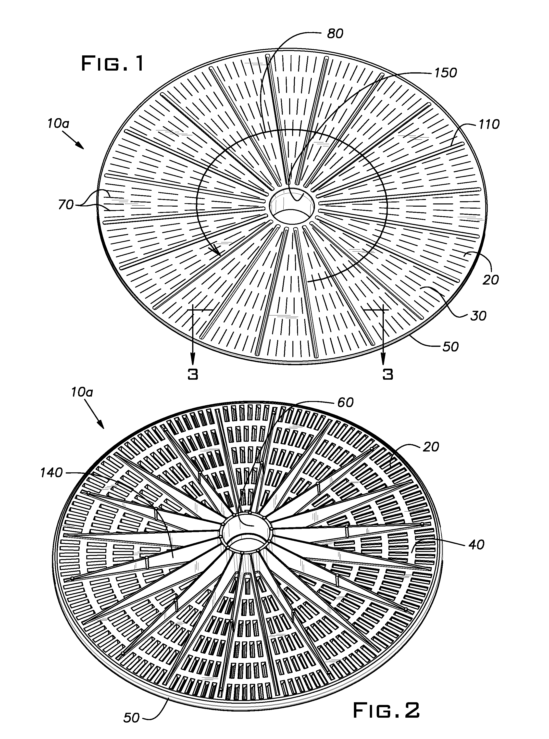 Distributor plates for composite pressure vessel assemblies and methods