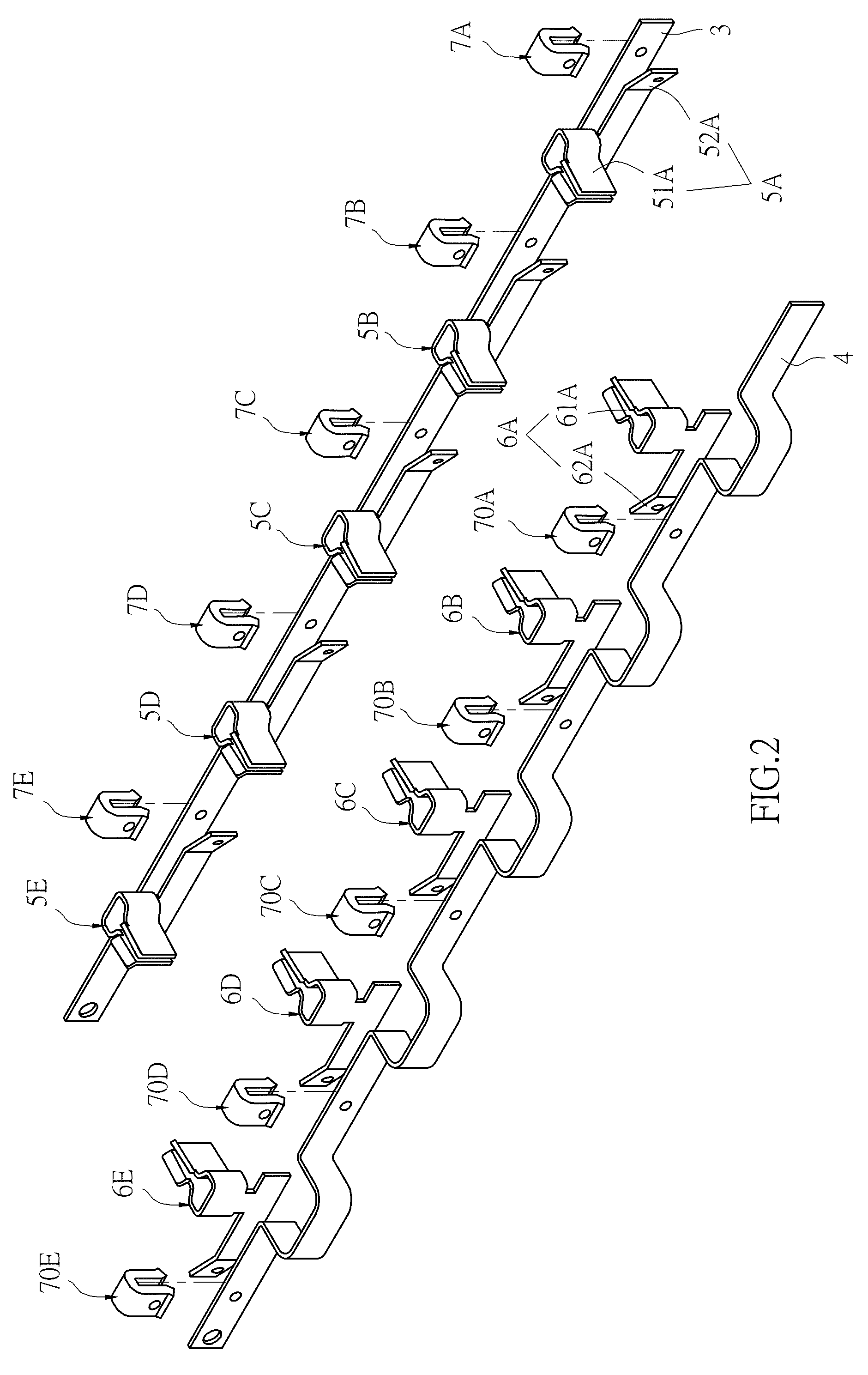 Socket having overheating destructive limiting element