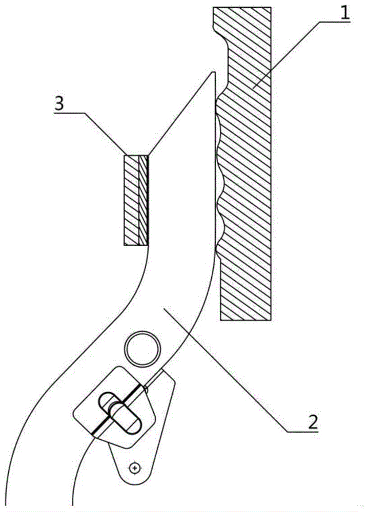 A semi-loaded body of a light van with a reinforced connecting plate