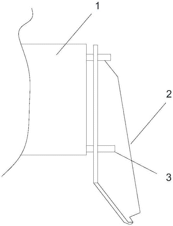 Track bridge hoister guiding plate