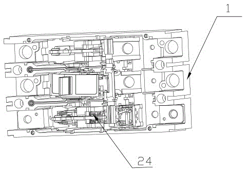 A circuit breaker with quick opening contact structure