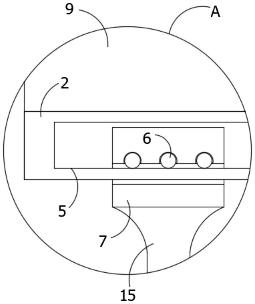 Automatic dredging device for sewage filtration