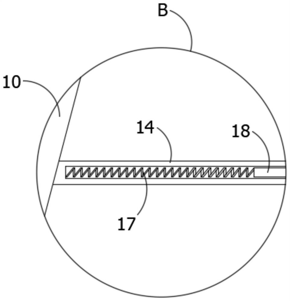 Automatic dredging device for sewage filtration